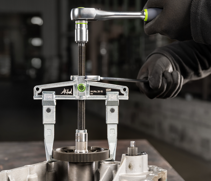 20-10 KUKKO Universal 2 Arm Puller 100x120mm