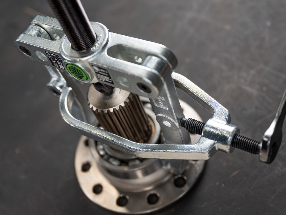 204-1 Kukko Universal 2-Jaw Puller with Side Clamp