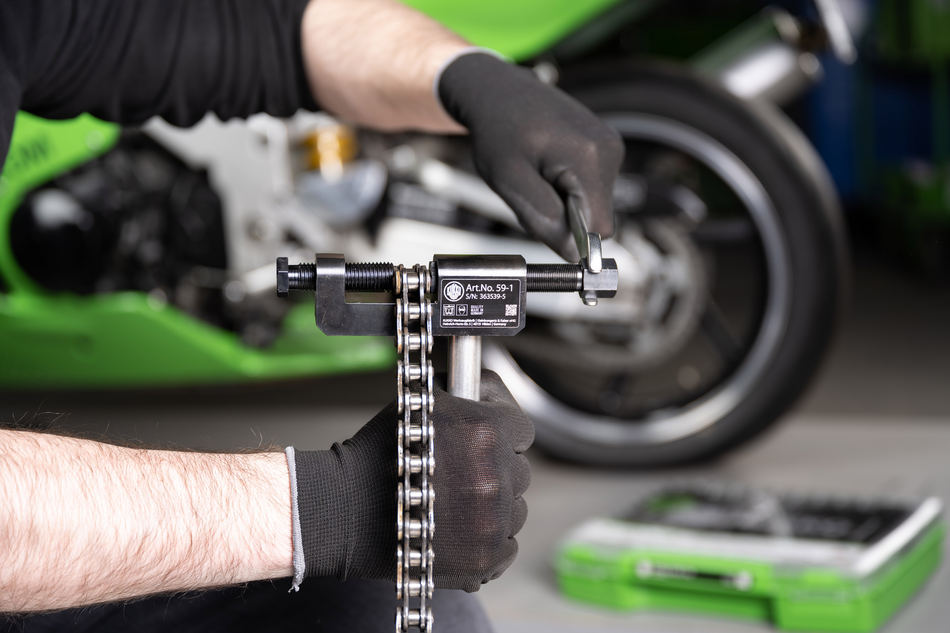 K-59-1/14 Kukko Chain Tensioner 15 Piece Set with a Spread of 9mm-46mm